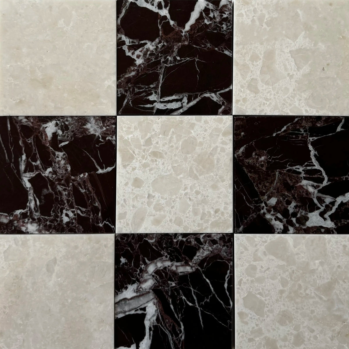 Rosso Levanto and White Pearl checkerboard reference.