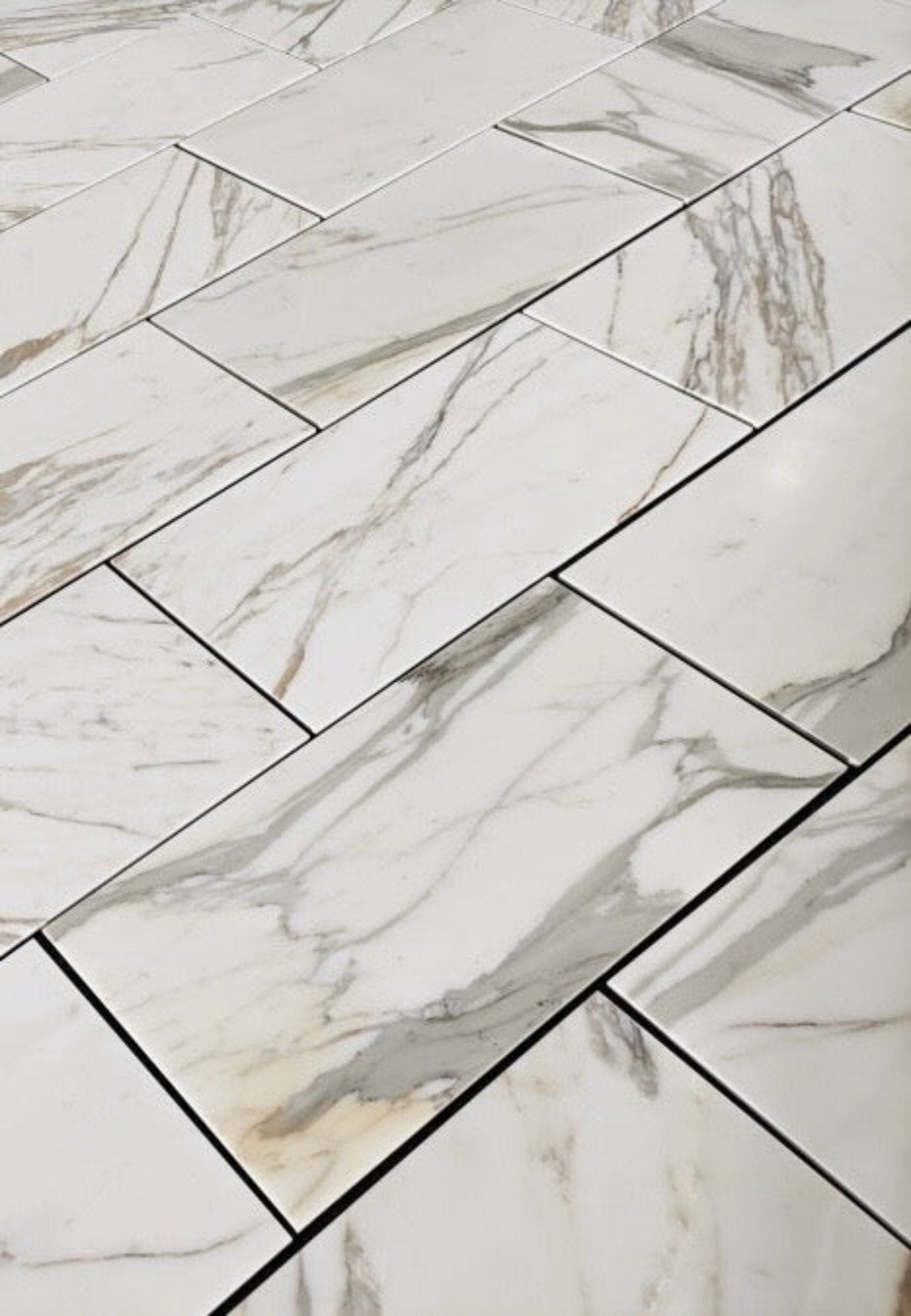 marble tile-italian calacatta gold tile